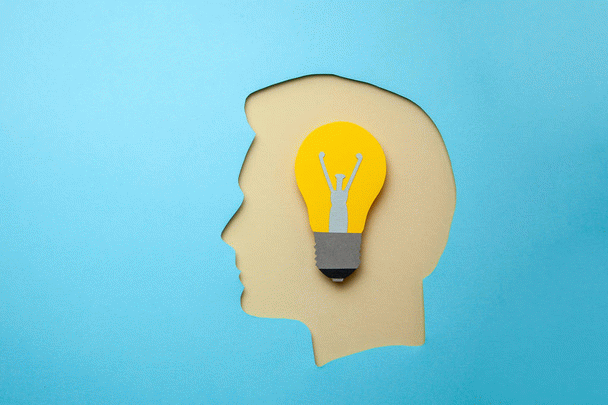 آموزش جذب مخاطب هدف: چکیده تجربیات نی‌نی‌سایت در سال 1404